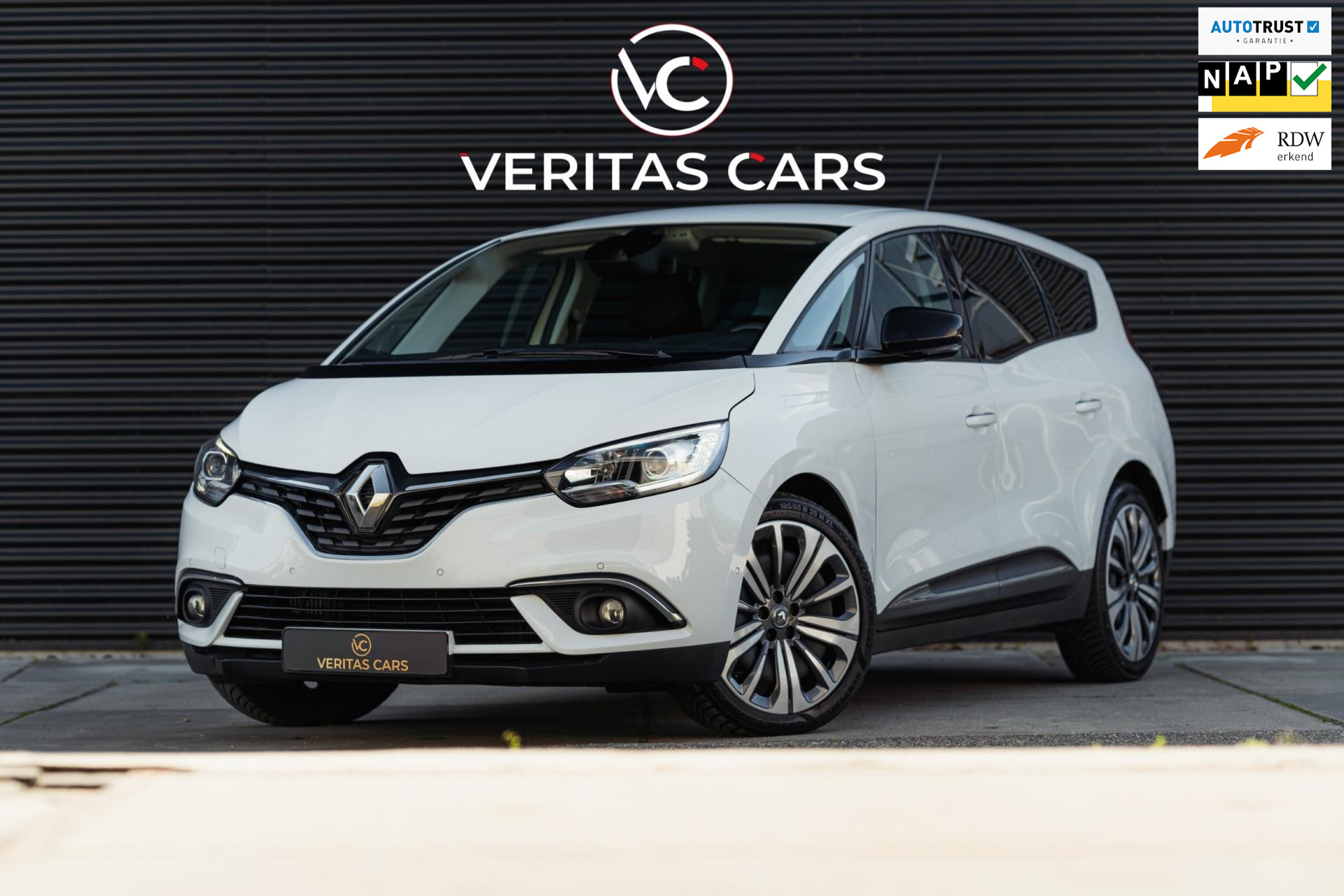 Renault Grand Scénic 1.3 TCe Limited 140PK Automaat|Full Led|Camera|Navi|CarPlay|5-zitter e.o. 44670758-0.jpg | Veritas Cars