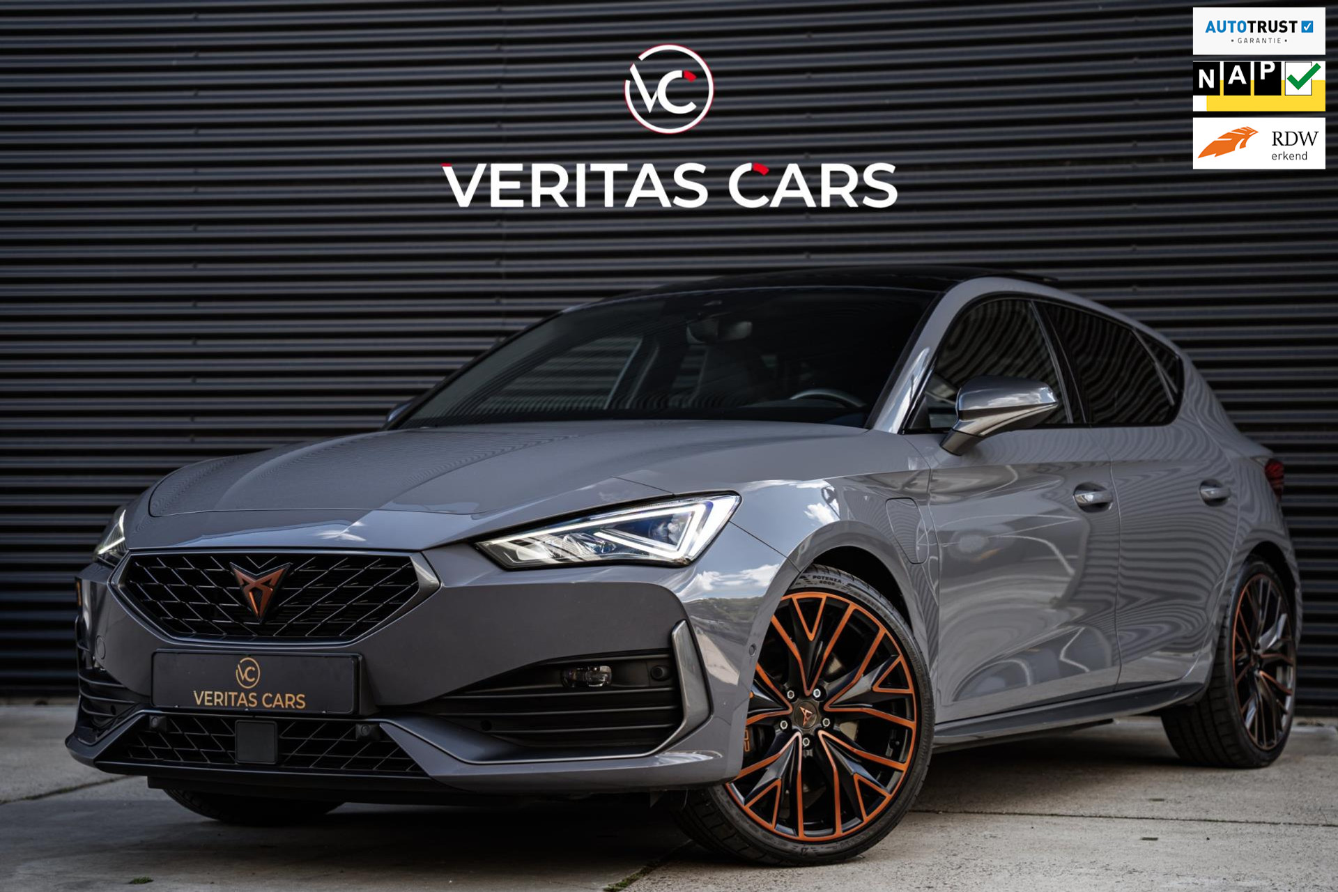 CUPRA Leon 1.4 e-Hybrid VZ Copper Edition|245PK|Pano|Drive Profile|Camera|Carplay|Sfeerverl|ACC|Sideassist e.o. 47399232-0.jpg | Veritas Cars