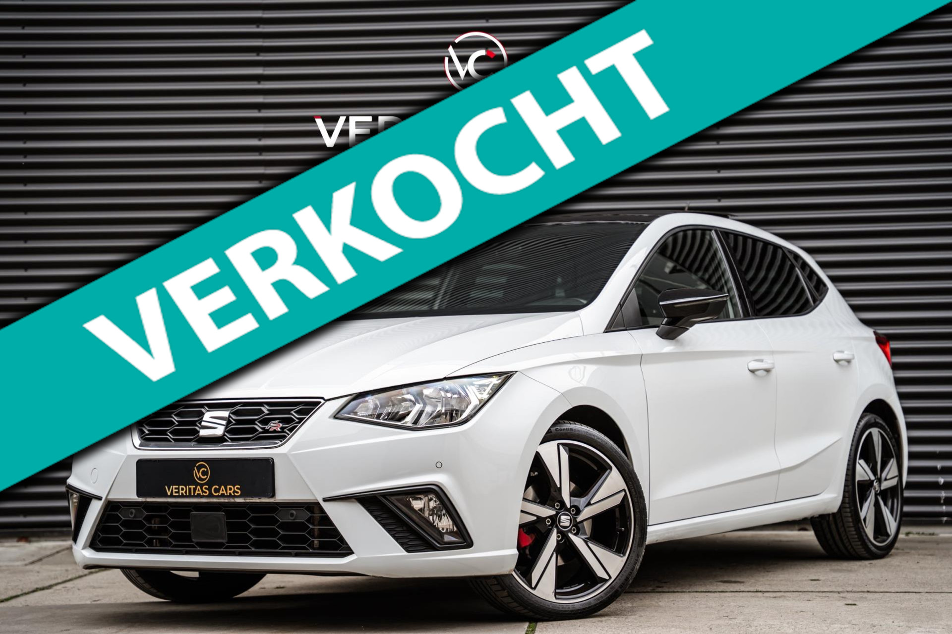 SEAT Ibiza 1.5 TSI FR 150PK DSG ACC|Pano|Virtual|Drive Mode|Navi|CarPlay e.o. 48523511-0.jpg | Veritas Cars