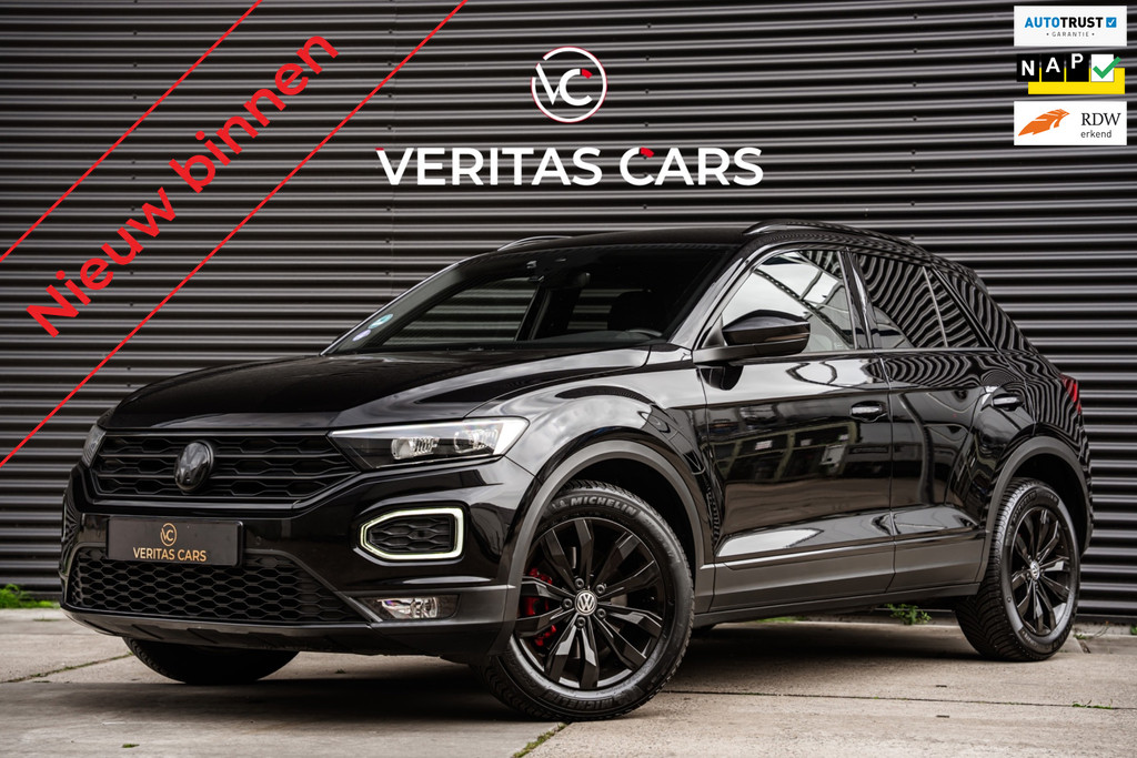 Volkswagen T-Roc 1.5 TSI Sport Black Edition 150PK DSG|Camera|ACC|Lane assist|Virtual|CarPlay|Trekhaak e.o. 55391412-0.jpg | Veritas Cars