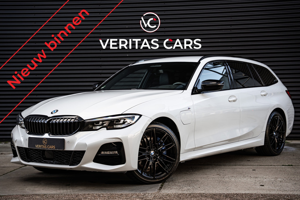 BMW 3 Serie Touring 330e xDrive 292PK|BTW|Head-Up|Sfeer|Rijmodus|Dodehoek Assist|Camera|Carplay|Full Led e.o. 57106323-0.jpg | Veritas Cars